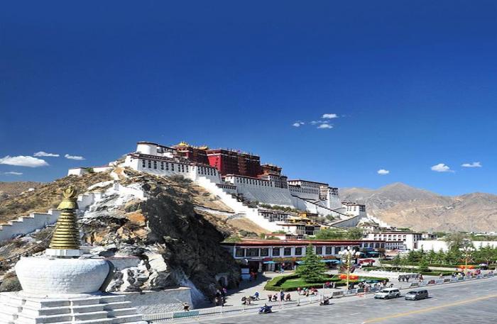 Luxury Kathmandu & Lhasa Tour