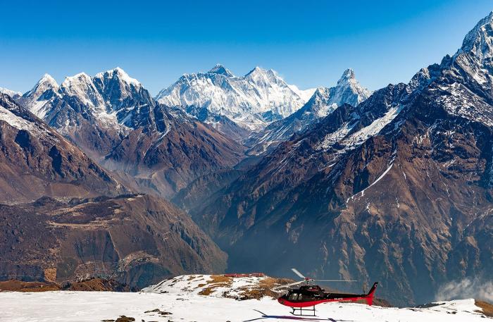 Everest helicopter Trek 
