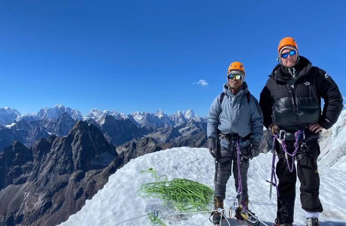 Lobuche East Peak Climbing -20 Days (all-inclusive)